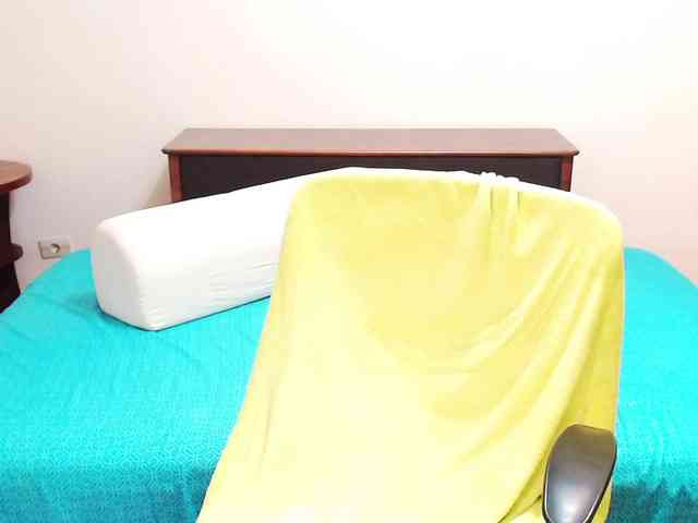 YourHotMery webcam