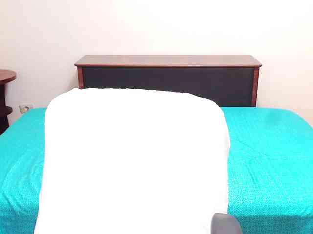 YourHotMery webcam