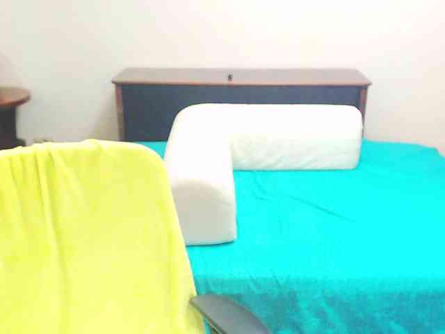 YourHotMery webcam