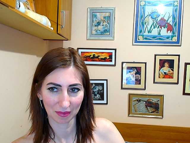 evarette's BongaCams show and profile