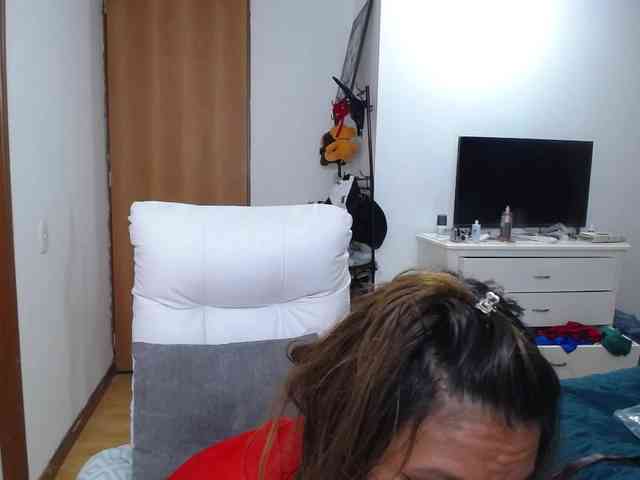 SlutDirty webcam