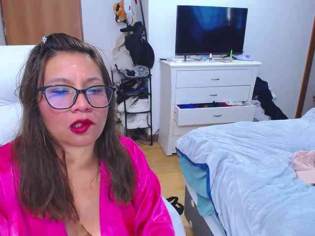 SlutDirty webcam