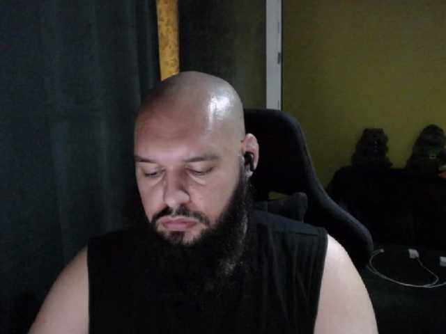 GuesssWho24