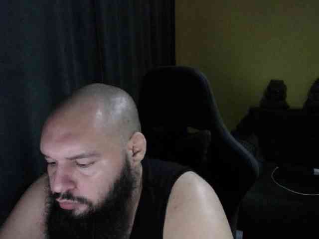 guessswho24