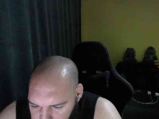 GuesssWho24