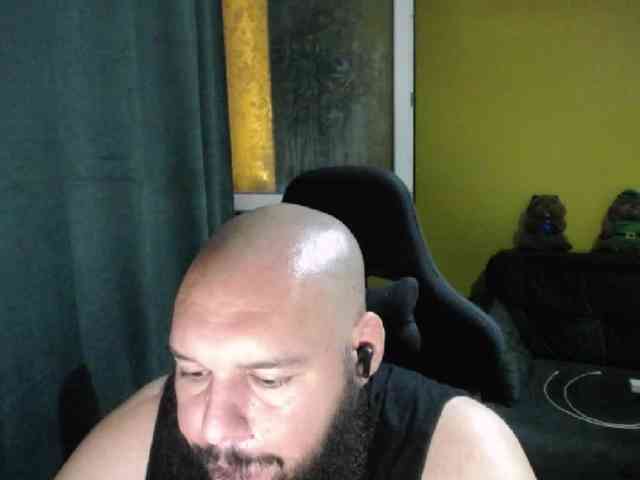 guessswho24