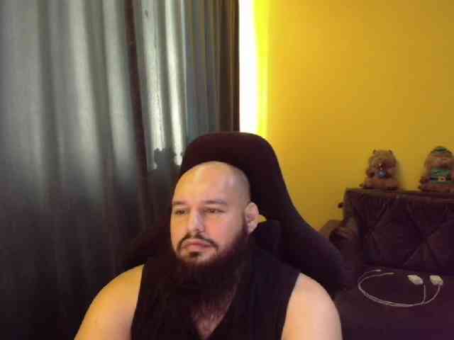 guessswho24 Live Webcam on BongaCams