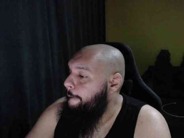 guessswho24