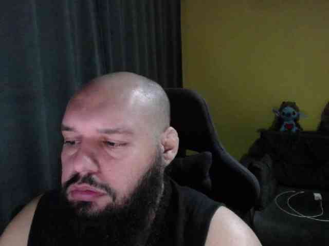 guessswho24