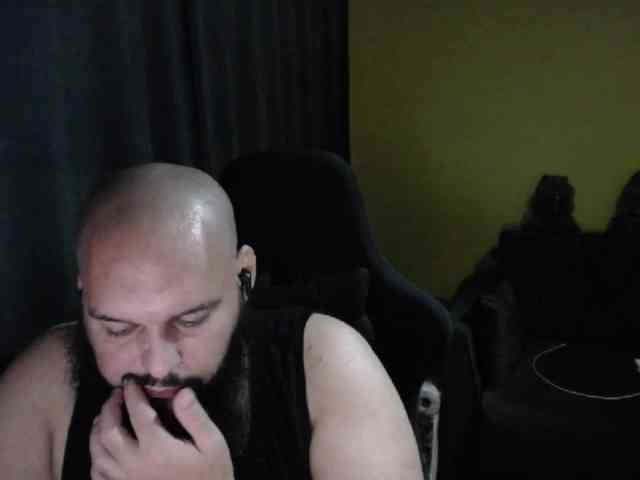 guessswho24
