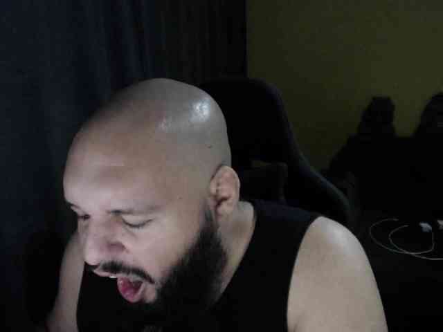 guessswho24
