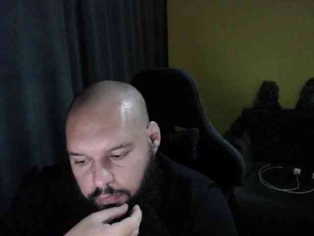 guessswho24