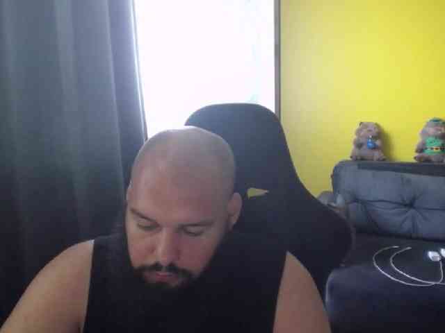 guessswho24