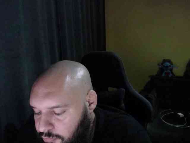 guessswho24