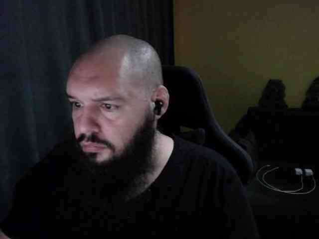 guessswho24