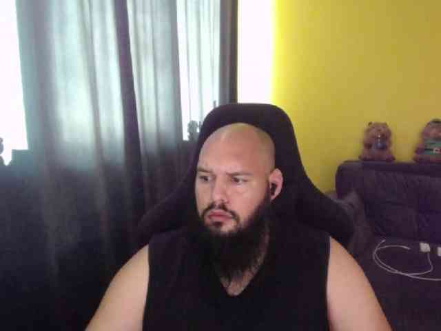 guessswho24