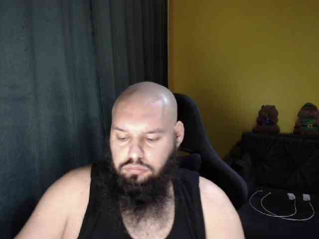 guessswho24 Live Webcam on BongaCams