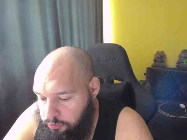 guessswho24