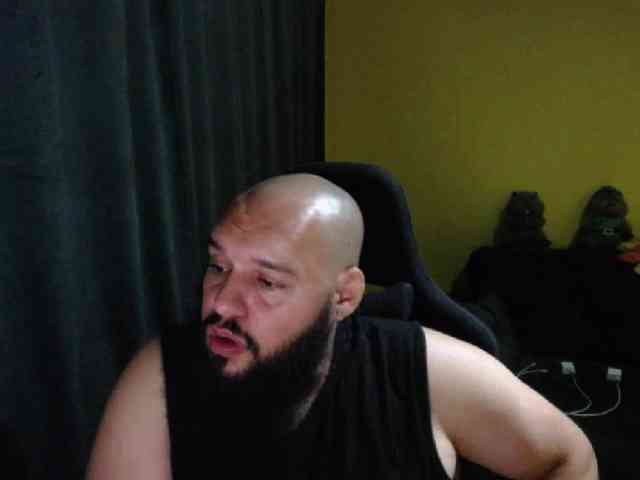 guessswho24