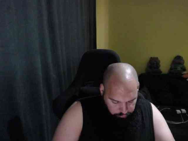 GuesssWho24