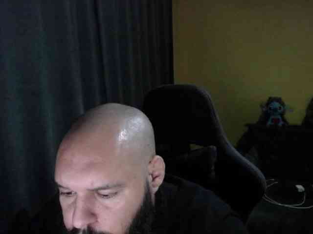 guessswho24