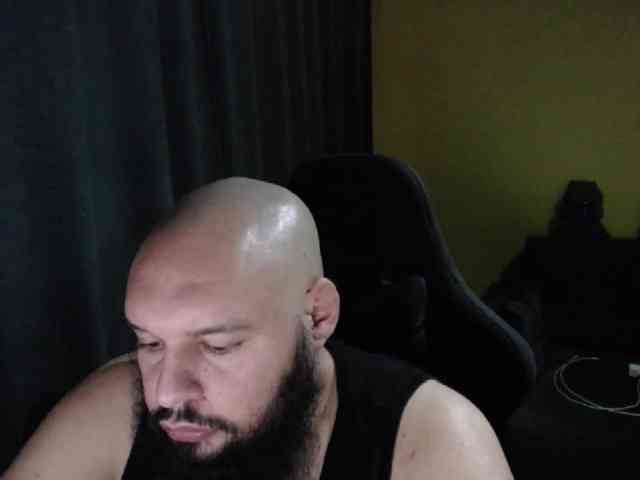 GuesssWho24