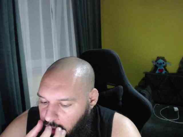 guessswho24