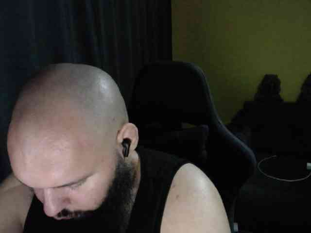 guessswho24