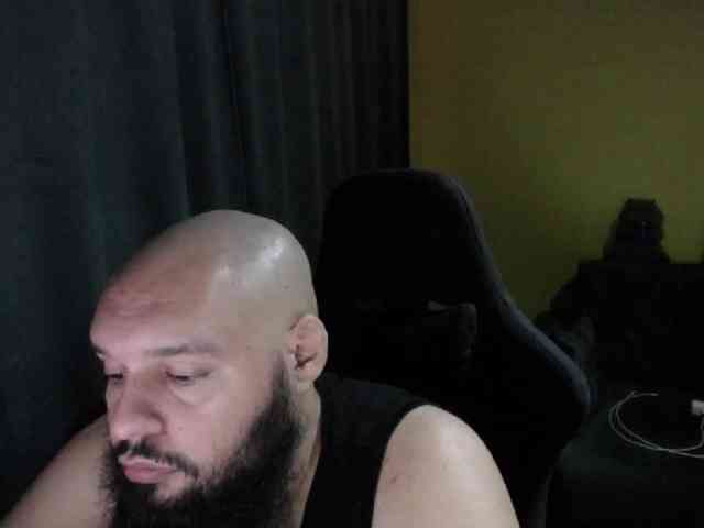 GuesssWho24