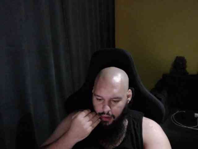 GuesssWho24