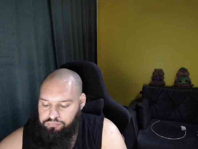 guessswho24 Live Webcam on BongaCams