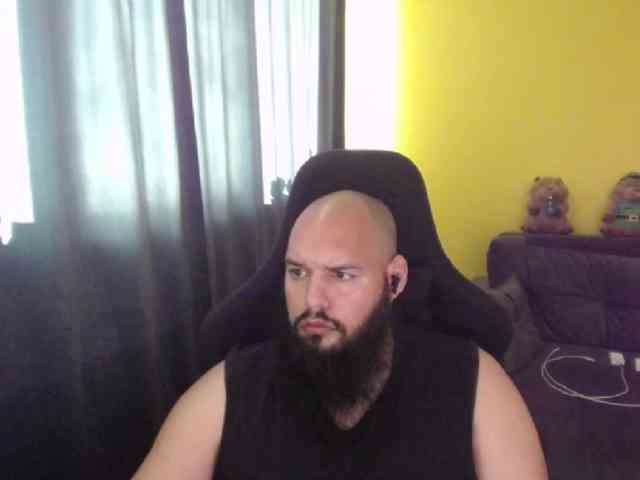 guessswho24