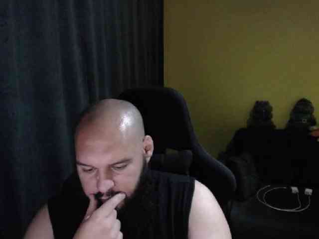 guessswho24