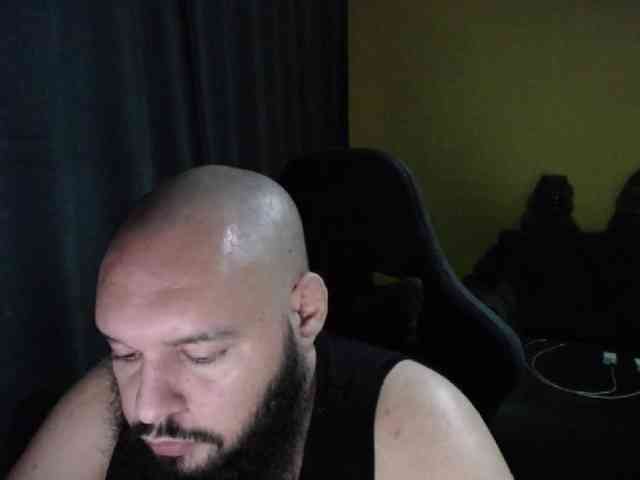 guessswho24