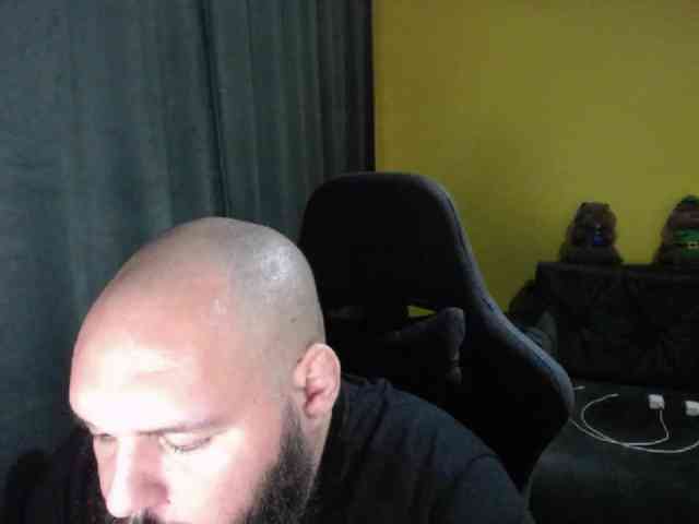 guessswho24
