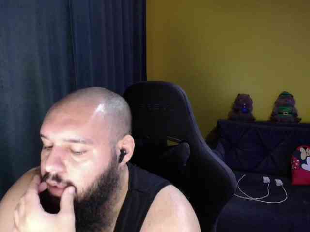 guessswho24 guessswho24