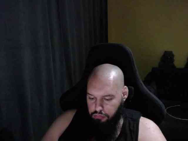 guessswho24