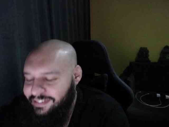 guessswho24