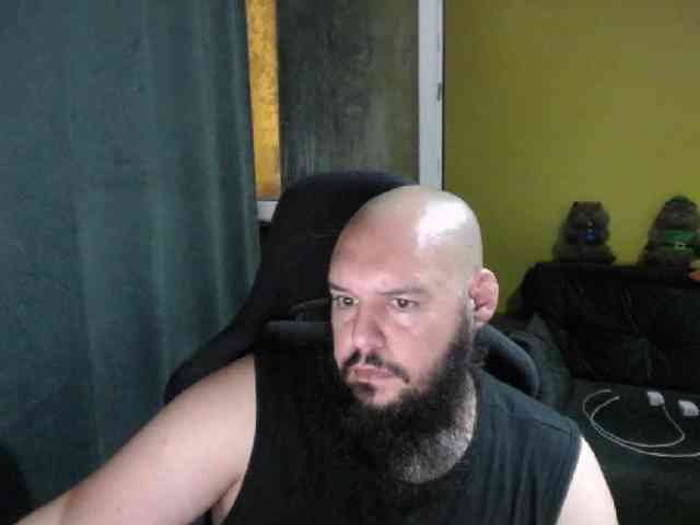 guessswho24