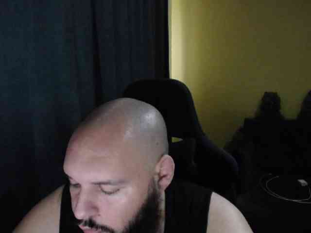 guessswho24
