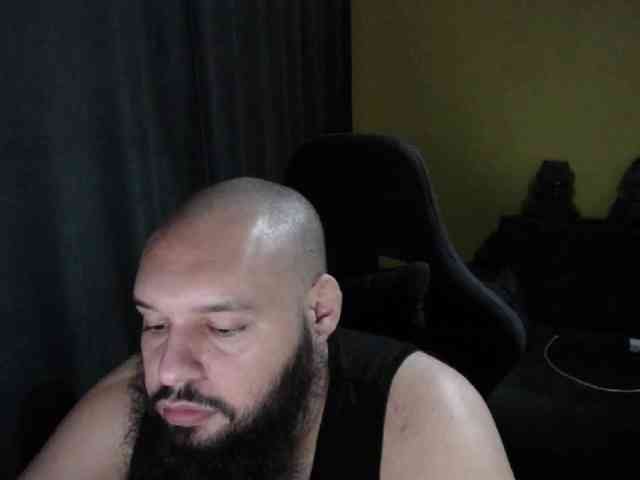 guessswho24