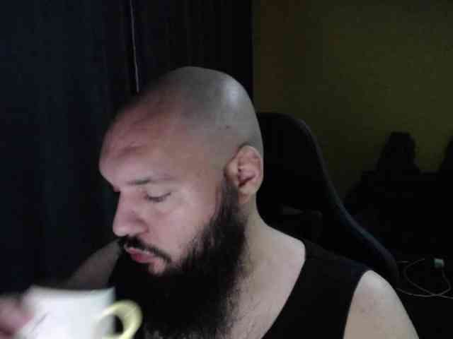 guessswho24