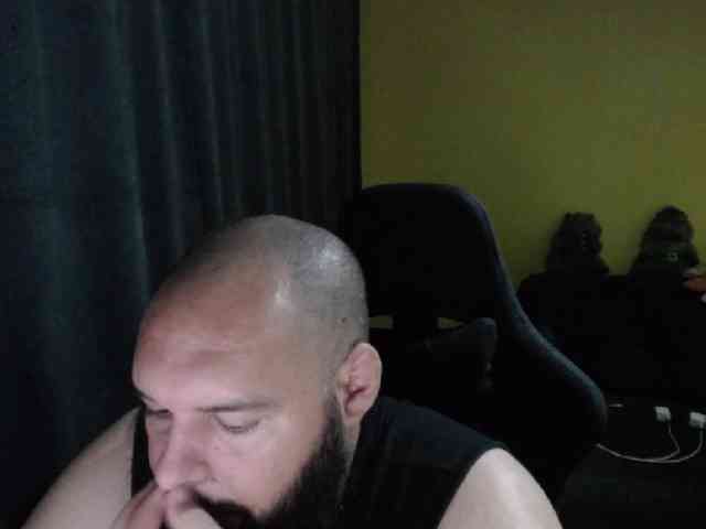 guessswho24
