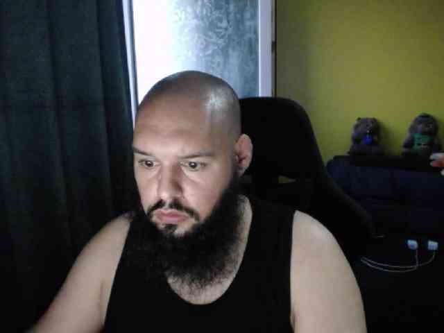 guessswho24