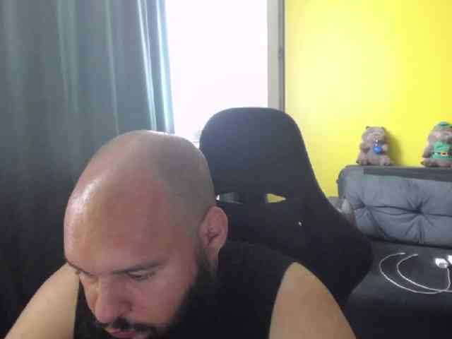 guessswho24
