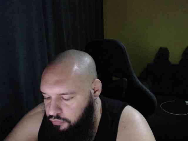 guessswho24