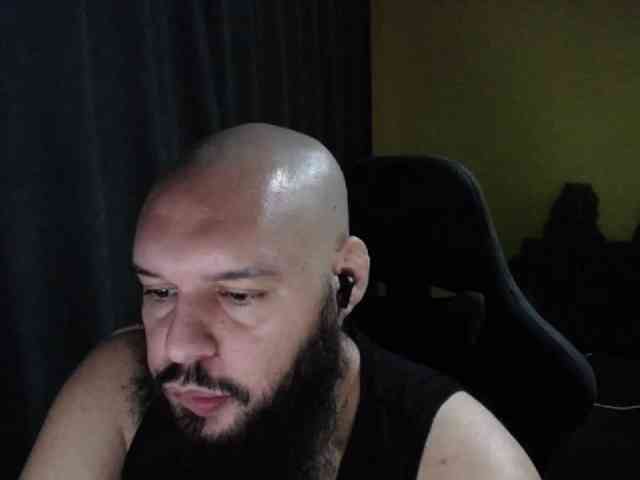 GuesssWho24