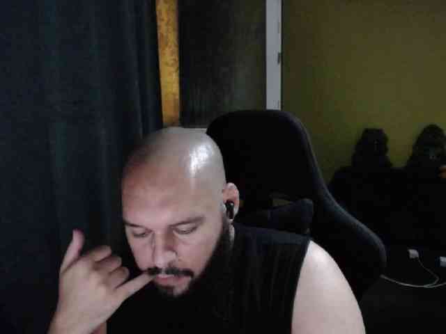 guessswho24