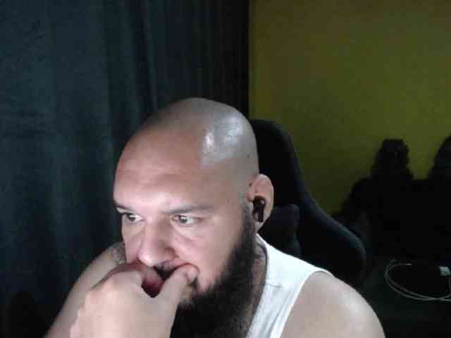 guessswho24