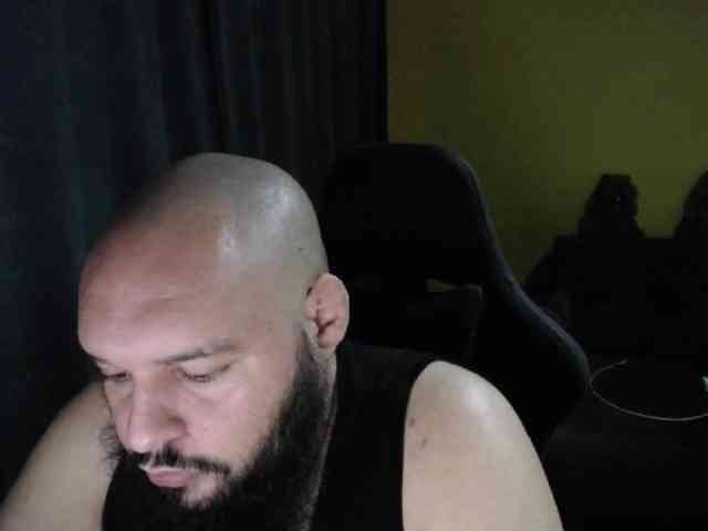 guessswho24